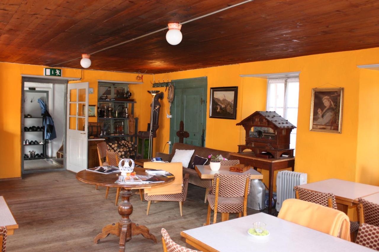 Edelweiss Mountain Guest House - 1 Hour Hike Up From Zermatt Station - On Hiking Trail - No Transport Екстер'єр фото