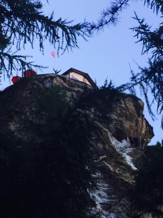 Edelweiss Mountain Guest House - 1 Hour Hike Up From Zermatt Station - On Hiking Trail - No Transport Екстер'єр фото