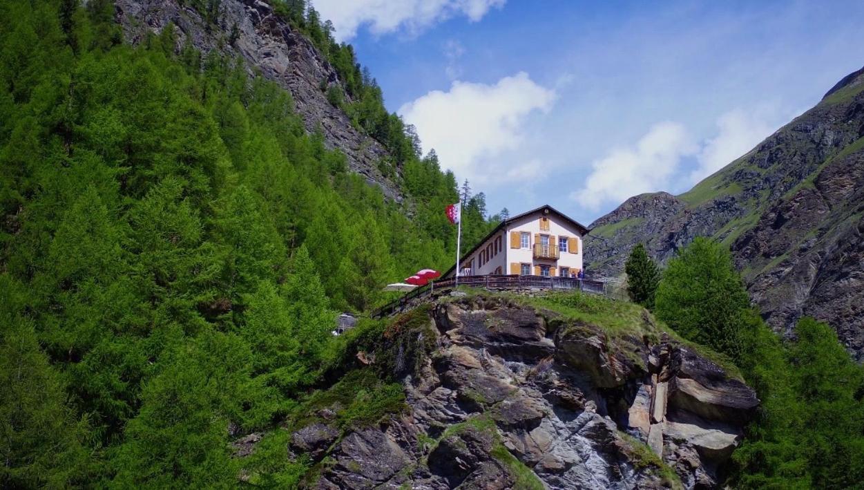 Edelweiss Mountain Guest House - 1 Hour Hike Up From Zermatt Station - On Hiking Trail - No Transport Екстер'єр фото
